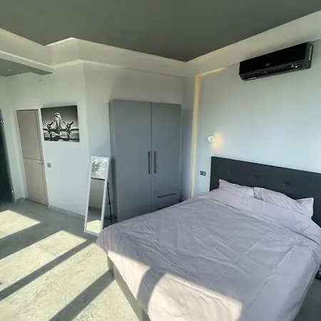 - Luminos Apartment Cluj-Napoca